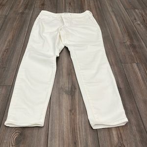 Athleta, sculpted white pant, size 10, only worn a few times, 29” inseam.